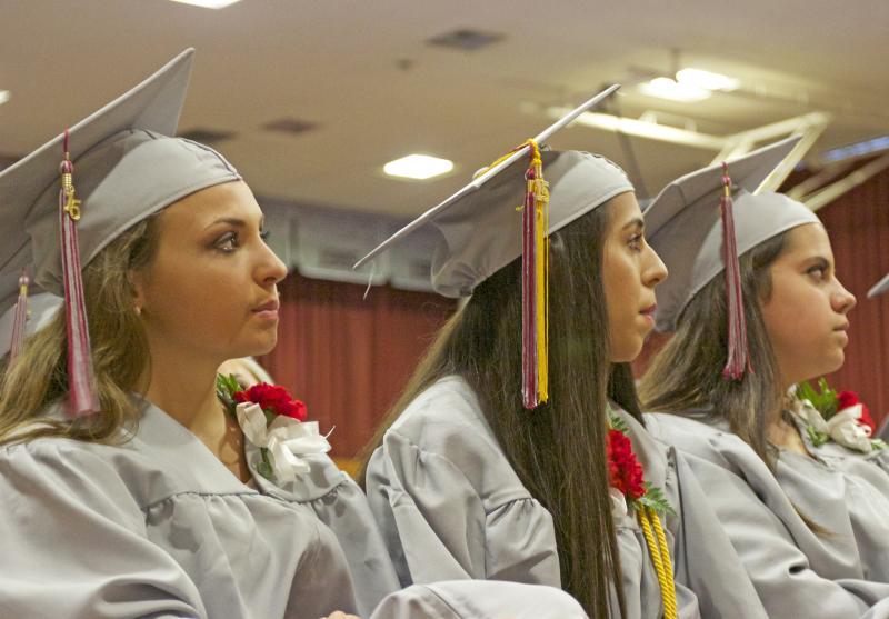 bishop-stang-grads-get-words-of-encouragement-dartmouth