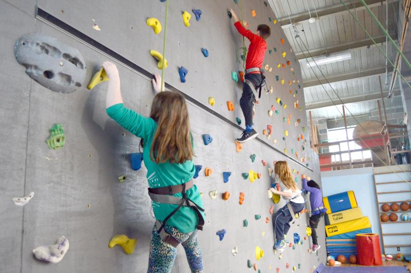 Rock wall gives students a sports alternative | Dartmouth