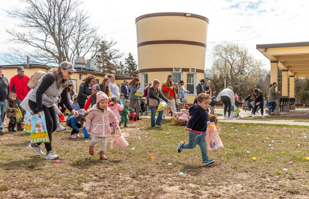 Annual Easter egg hunt returns to Apponagansett Park Dartmouth