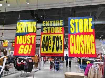 Dartmouth, MA news - Forever 21 is selling all items for 40 to 70 percent off to liquidate stock before closing for good.