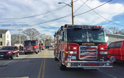 Dartmouth, MA news - Three fire trucks and some police cruisers were at the scene
