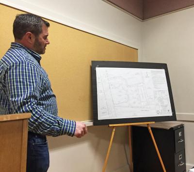 Dartmouth, MA news - Kevin Medeiros presenting the plans for the site at the meeting