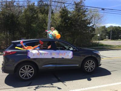 Dartmouth Week - Dartmouth, MA news - Some of the cars were decorated lavishly for the occasion