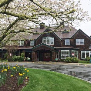 Dartmouth Week - Dartmouth, MA news - The Autumn Glen assisted living facility on Cross Road. Photo by: Kate Robinson