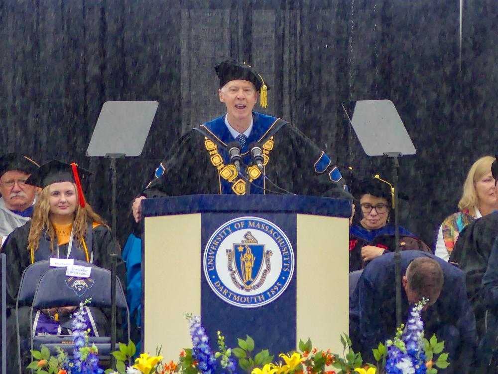Chancellor Mark Fuller addresses the graduating students.
