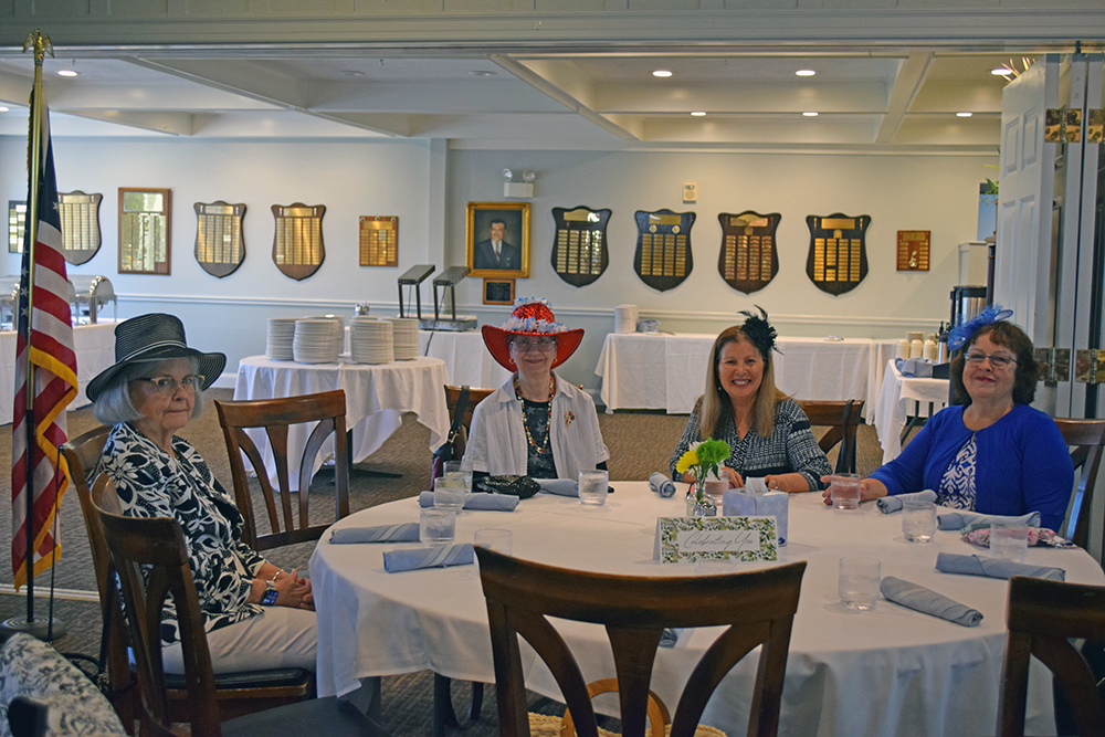 Marcella O'Connor, Donna Wildes, Brenda Connors and Pat Wisniewski get ready to party. Photos by Kat Sheridan