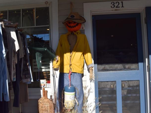 A scary scarecrow outside of Padanaram Outfitters. Photos by Kat Sheridan