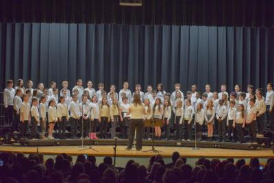 The DeMello School fourth graders perform. Photo by Kat Sheridan