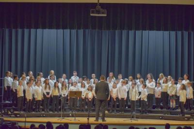 The Potter School fourth graders perform. Photo by Kat Sheridan