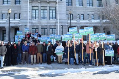 Some of the crowd posing with Chris Markey and his team.