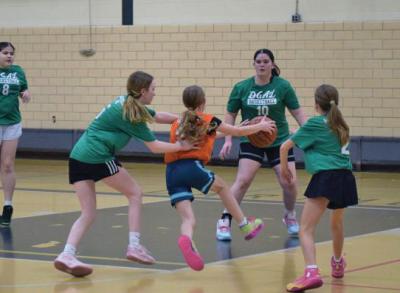 Kallie Mears runs to attempt a shot. 