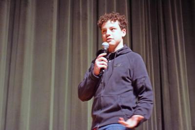 Tristan Almeida does a comedy roast show.