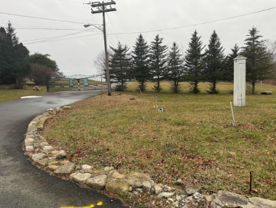 The Residences at Hawthorne would be built at the site of the Hawthorne Country Club. Photos by Kat Sheridan