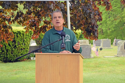 Robert Mohawald of the Veteran's Affairs office speaks. 