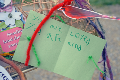 A note a child left on the Hope Project Board. 