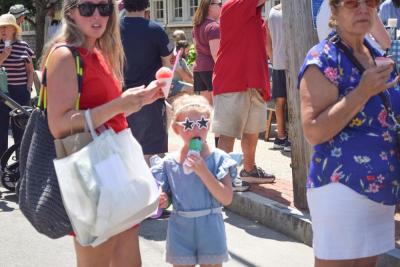 Amelia Sampson, 6, enjoys a popsicle. 