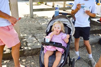 Hadley, 3, enjoys a popsicle. 