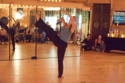 Avea of Bridgewater, MA performs. 