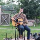 Dave Alves played during the event. 