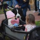 Murphy gets some snacks from Penelope (2.5) and Eloise (1.)