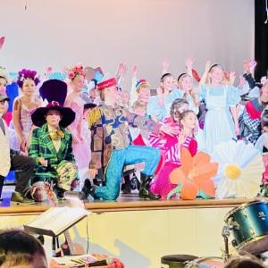 Students pose at the end of the show. Source: The Residence at Cedar Dell