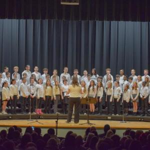 The DeMello School fourth graders perform. Photo by Kat Sheridan