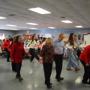 Many guests participated in the Cupid Shuffle. 