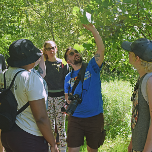 Elliot Henderson describes the grape plant. 
